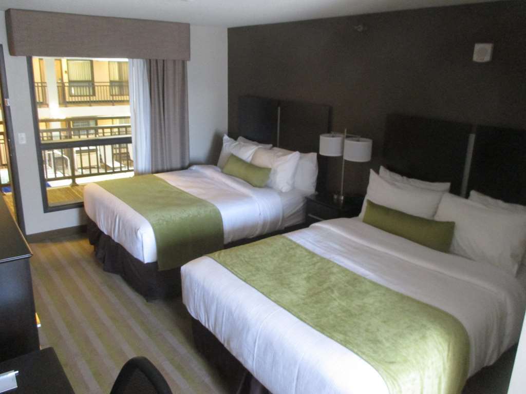 Best Western Harvest Inn&Suites Grand Forks Zimmer foto